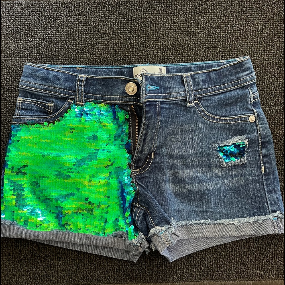 Jean shorts new never worn girls size 10